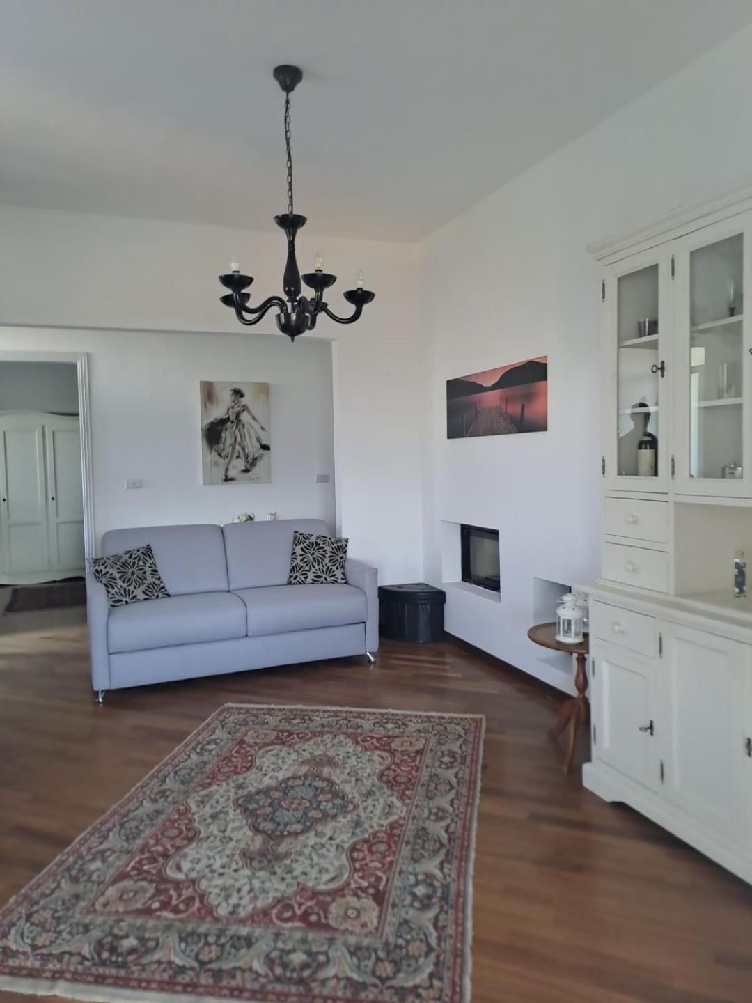 Il Paradiso All'Improvviso Vezzano Ligure Luaran gambar