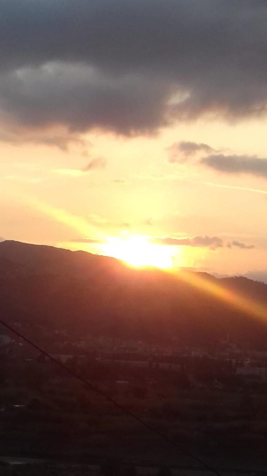 Il Paradiso All'Improvviso Vezzano Ligure Luaran gambar